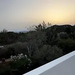 فندق مبيت وإفطار Alma 4*