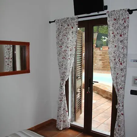 Bed & Breakfast Alma Torre delle Stelle